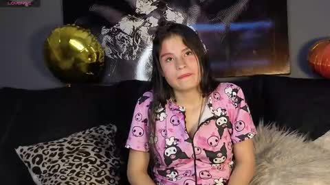 Snapshot of celestesecret chatting on 10/23/25, 11:14 Sara online show from 10/23/25, 11:14