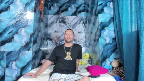 celesteyorucso1 online show from 10/16/25, 09:49