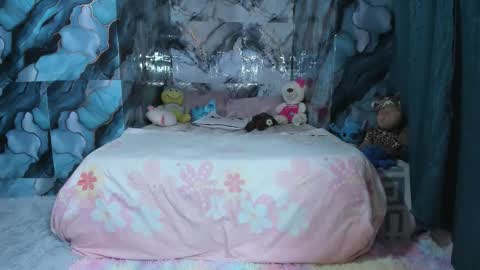 celesteyorucso1 online show from 11/02/25, 02:58