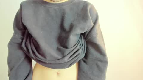 Snapshot of celestica_rose chatting on 03/09/25, 05:00 Celestica online show from 03/09/25, 05:00