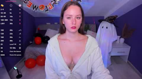 Snapshot of celinecharm_ chatting on 11/02/25, 09:39 elin online show from 11/02/25, 09:39