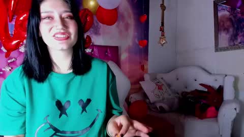 Snapshot of cerecita_02 chatting on 02/15/25, 06:44 Cerecita online show from 02/15/25, 06:44