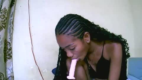 cerminah online show from 10/14/25, 06:20