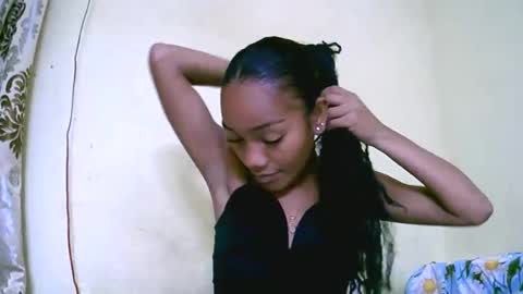 cerminah online show from 10/18/25, 05:03