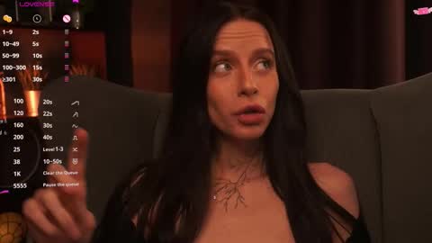 Casey online show from 11/19/25, 09:48