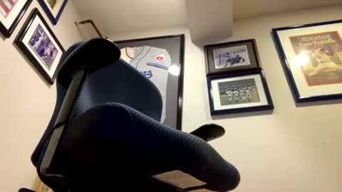 cfnmer online show from 11/15/25, 09:21