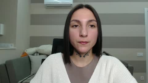 Snapshot of chabibiann chatting on 01/06/25, 04:13 Kate online show from 01/06/25, 04:13