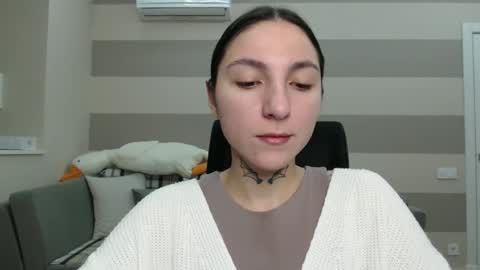 Snapshot of chabibiann chatting on 01/07/25, 06:38 Kate online show from 01/07/25, 06:38