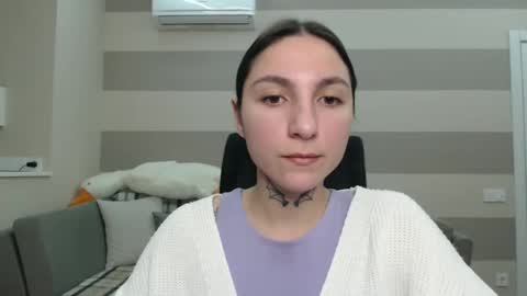 Snapshot of chabibiann chatting on 01/15/25, 06:22 Kate online show from 01/15/25, 06:22