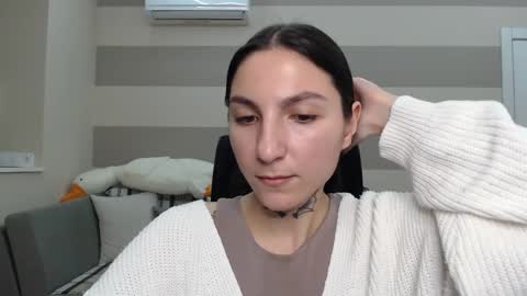 Snapshot of chabibiann chatting on 01/21/25, 01:00 Kate online show from 01/21/25, 01:00