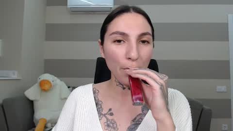 Snapshot of chabibiann chatting on 01/31/25, 02:39 Kate online show from 01/31/25, 02:39