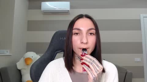 Snapshot of chabibiann chatting on 02/05/25, 10:19 Kate online show from 02/05/25, 10:19