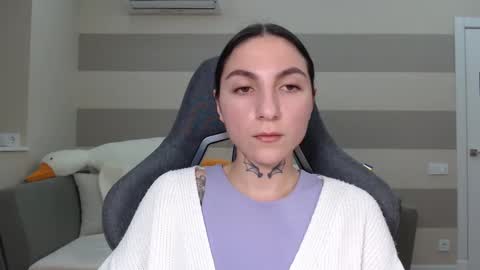 Snapshot of chabibiann chatting on 02/12/25, 04:55 Kate online show from 02/12/25, 04:55