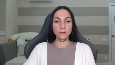 Snapshot of chabibiann chatting on 02/17/25, 06:37 Kate online show from 02/17/25, 06:37