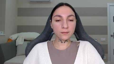 Snapshot of chabibiann chatting on 02/18/25, 06:15 Kate online show from 02/18/25, 06:15