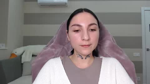 Snapshot of chabibiann chatting on 02/18/25, 04:16 Kate online show from 02/18/25, 04:16