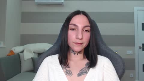 Snapshot of chabibiann chatting on 02/25/25, 06:53 Kate online show from 02/25/25, 06:53