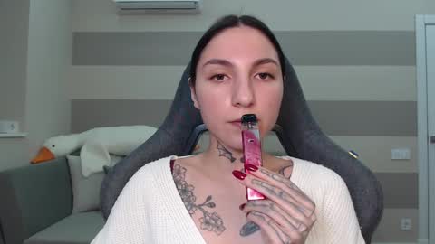 Snapshot of chabibiann chatting on 02/26/25, 02:03 Kate online show from 02/26/25, 02:03