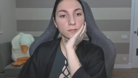 Snapshot of chabibiann chatting on 09/18/25, 07:10 Kate online show from 09/18/25, 07:10