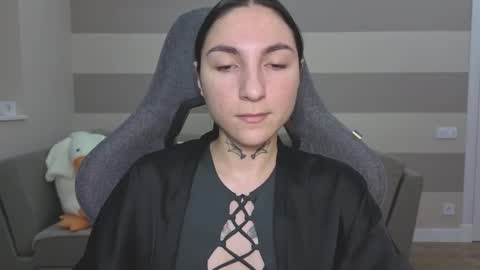 Snapshot of chabibiann chatting on 10/29/25, 06:48 Kate online show from 10/29/25, 06:48