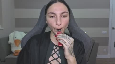 Snapshot of chabibiann chatting on 10/31/25, 06:25 Kate online show from 10/31/25, 06:25