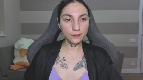 Snapshot of chabibiann chatting on 11/12/25, 06:14 Kate online show from 11/12/25, 06:14