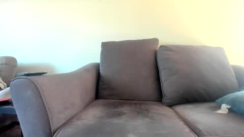 Lydong online show from 10/31/25, 07:26