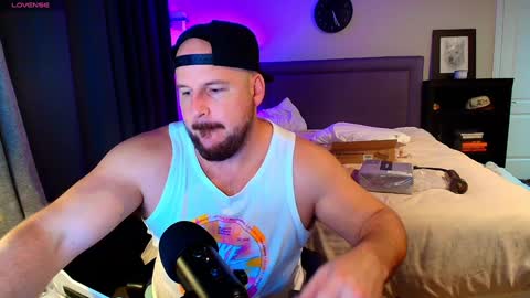 Snapshot of chance69cruise chatting on 02/05/25, 01:26 Chance Cruise online show from 02/05/25, 01:26