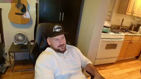 Snapshot of chance69cruise chatting on 11/16/25, 01:00 Chance Cruise online show from 11/16/25, 01:00