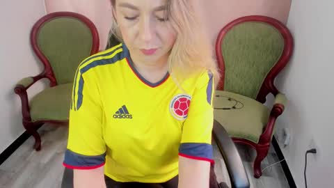          online show from 10/14/25, 05:47