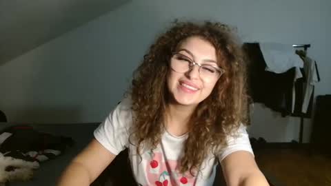 Stephanieblisss online show from 01/01/25, 09:20