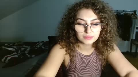 Stephanieblisss online show from 02/09/25, 07:19