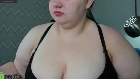 channaa_le online show from 09/18/25, 01:18
