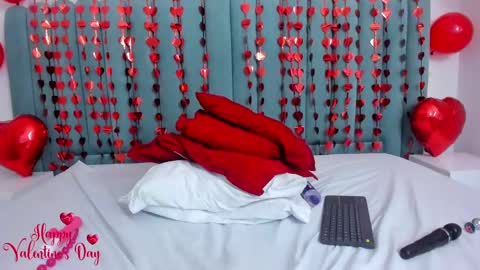 Channelfox  online show from 02/14/25, 01:23