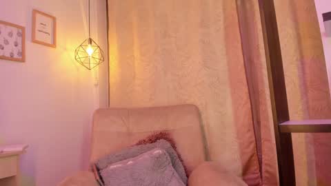 Snapshot of chantall_valkoba chatting on 01/22/25, 03:41 Chantall online show from 01/22/25, 03:41
