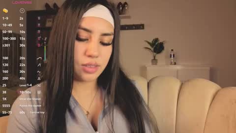 Snapshot of chantall_valkoba chatting on 09/26/25, 03:21 Chantall online show from 09/26/25, 03:21