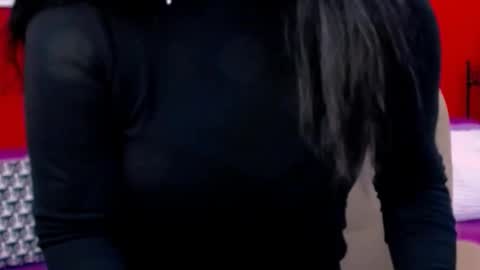 The Queen online show from 10/19/25, 08:53