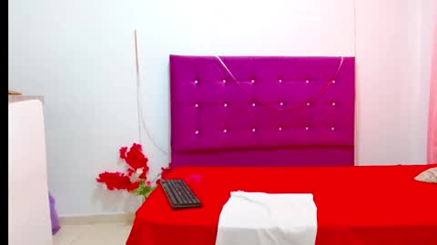 chantal sweety  and horny latina for u online show from 01/15/25, 05:58