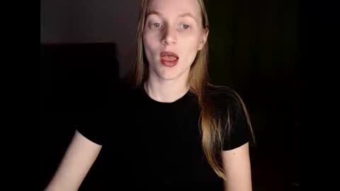 Snapshot of chanti_lovee chatting on 02/26/25, 09:48 We Vibe Device that vibrates at the sound of Tips and makes me wet. vibe lush edging daddy lovense online show from 02/26/25, 09:48
