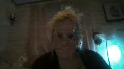 Ms. Behaving online show from 02/03/25, 10:58