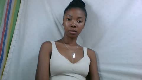 Snapshot of chariola0101 chatting on 02/02/25, 11:19 chariola0101 online show from 02/02/25, 11:19