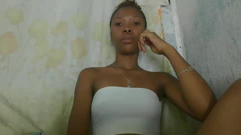 Snapshot of chariola0101 chatting on 02/10/25, 10:19 chariola0101 online show from 02/10/25, 10:19
