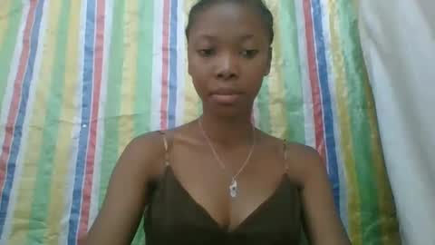 Snapshot of chariola0101 chatting on 02/13/25, 01:37 chariola0101 online show from 02/13/25, 01:37