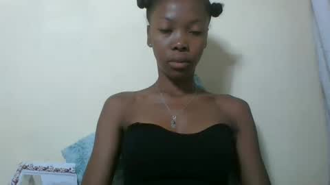 Snapshot of chariola0101 chatting on 02/23/25, 06:07 chariola0101 online show from 02/23/25, 06:07