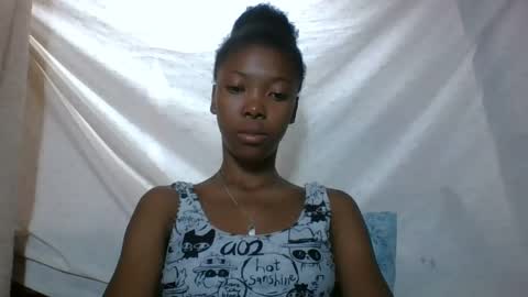 Snapshot of chariola0101 chatting on 02/23/25, 06:23 chariola0101 online show from 02/23/25, 06:23