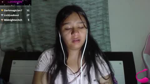 Snapshot of charis_21 chatting on 12/06/24, 02:24 charis 2 online show from 12/06/24, 02:24