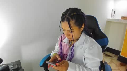 Snapshot of charis_21 chatting on 09/28/25, 07:08 charis 2 online show from 09/28/25, 07:08
