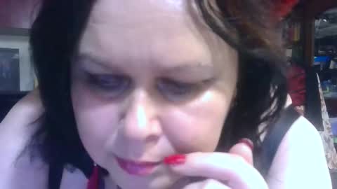 Snapshot of charleekendall chatting on 11/05/25, 07:47 CharleeKendall online show from 11/05/25, 07:47