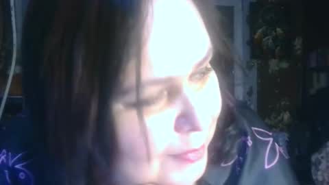 Snapshot of charleekendall chatting on 11/18/25, 03:16 CharleeKendall online show from 11/18/25, 03:16