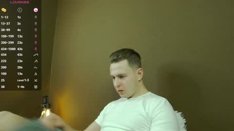 Snapshot of charlie_smiley chatting on 12/15/24, 06:40 Charlie Smiley online show from 12/15/24, 06:40